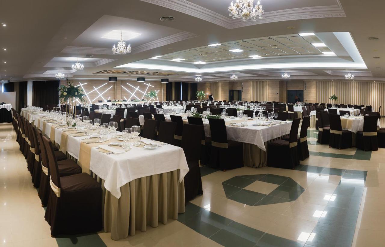 Hospedium Hotel Triana Miajadas Екстериор снимка
