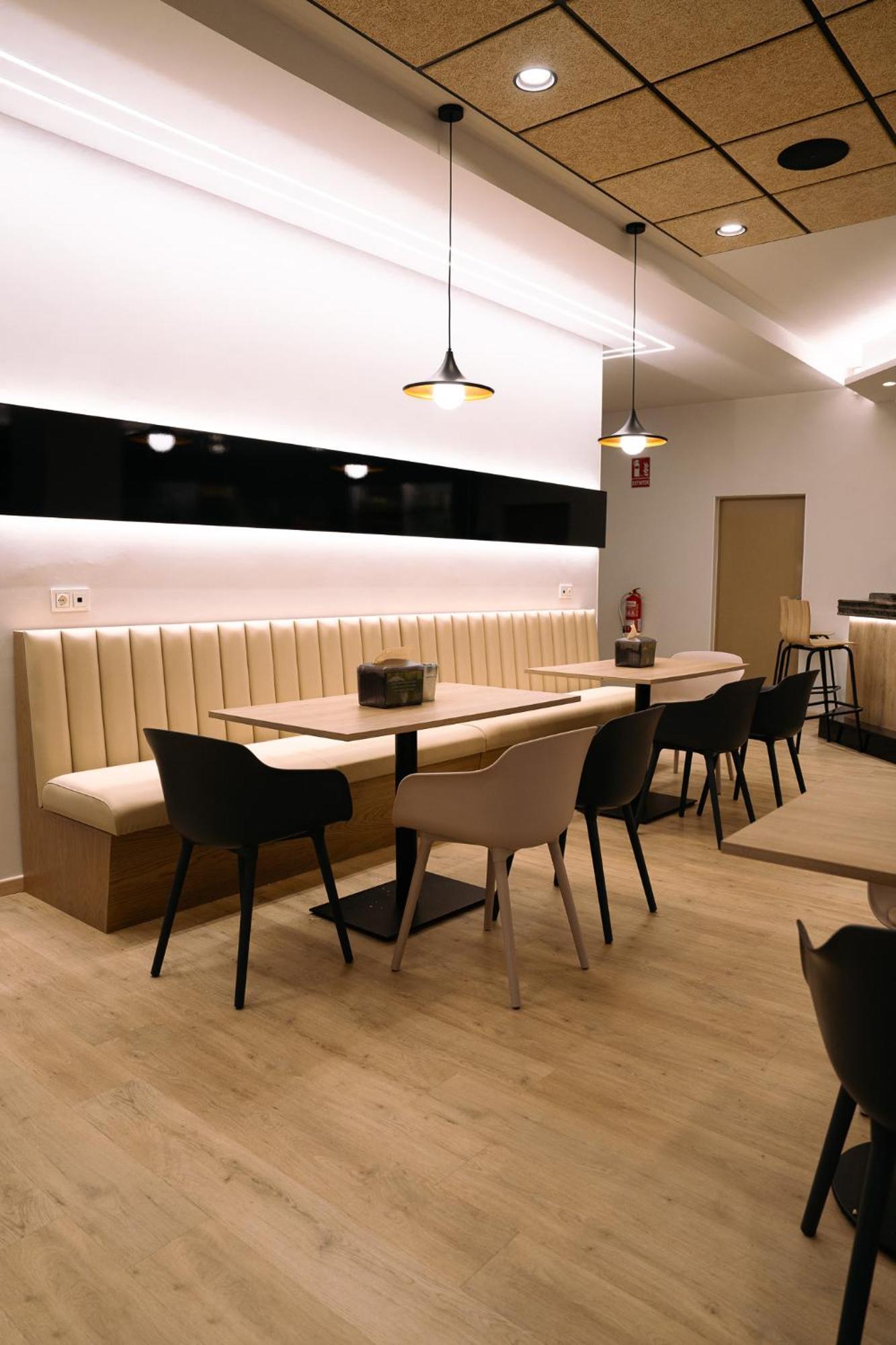 Hospedium Hotel Triana Miajadas Екстериор снимка